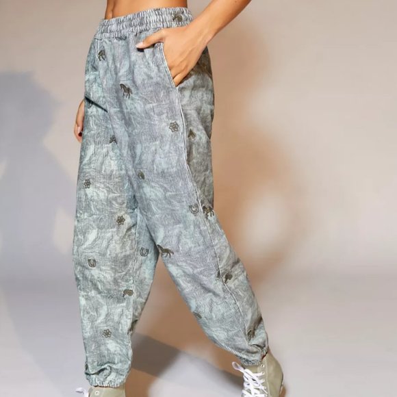 UO KIMCHI BLUE | Happy Trails Corduroy Pant - Picture 3 of 8